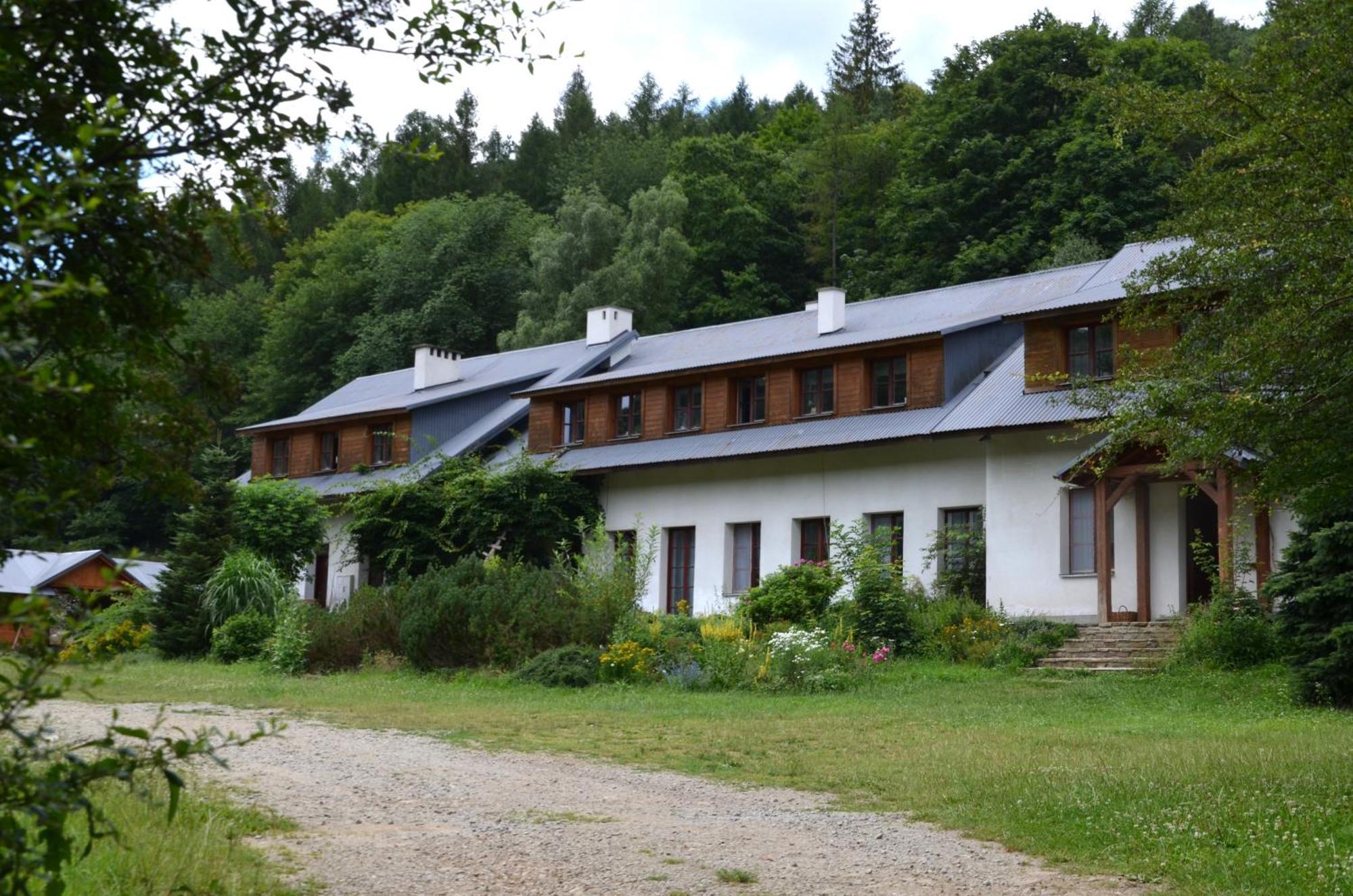 Hajstra Hotel Krempna Exterior photo